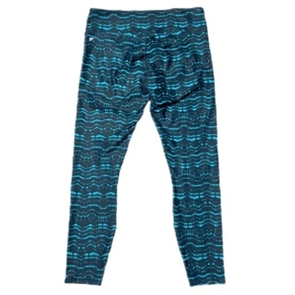 Fabletics Tidal Print Power Hold Cropped Green Blue Leggings Medium - Picture 3 of 8